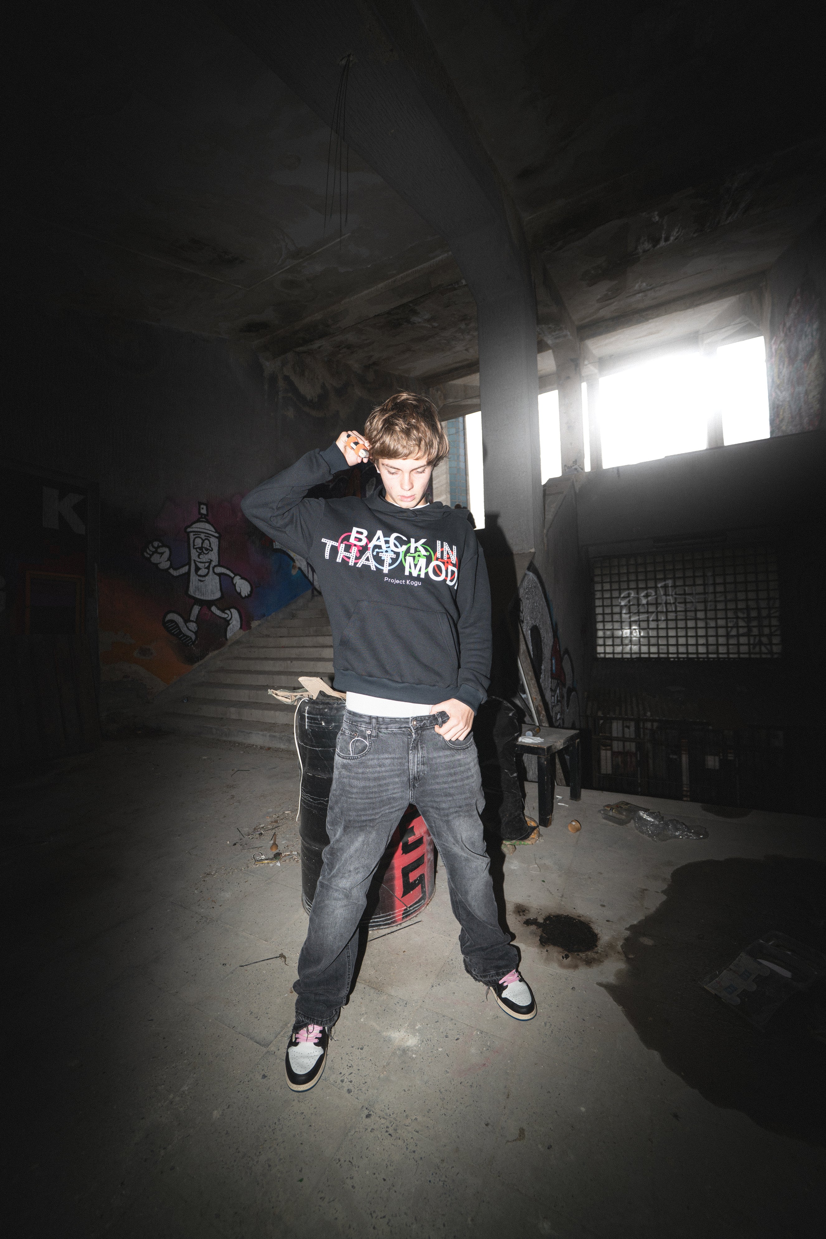 «BACK IN THAT MODE» BLACK HOODIE