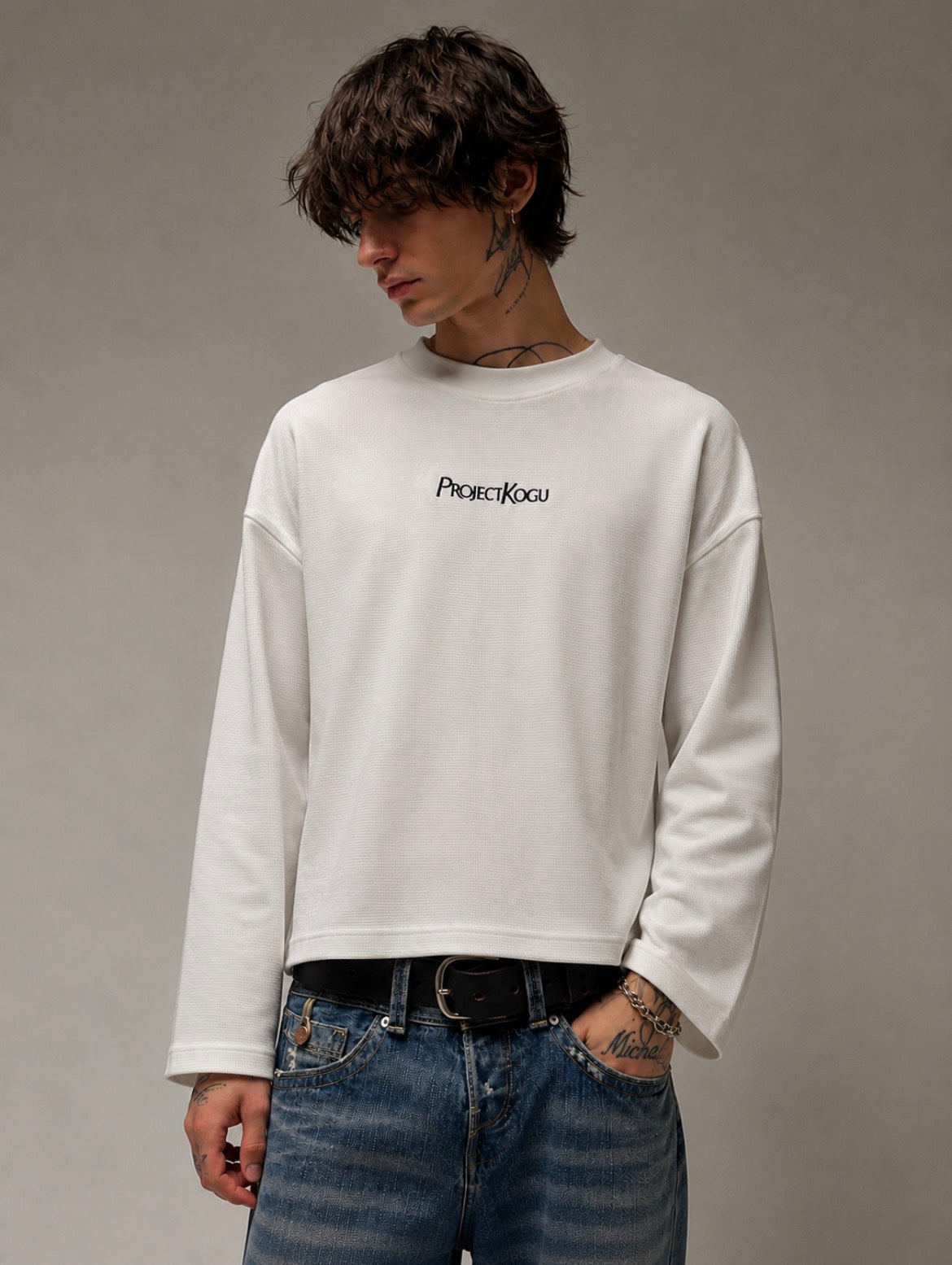 “WHITE WAFFLE BASIC LONG-SLEEVES”